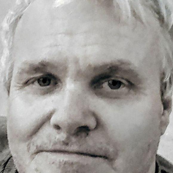 Meet your Posher, Howard - Picture 1 of 1